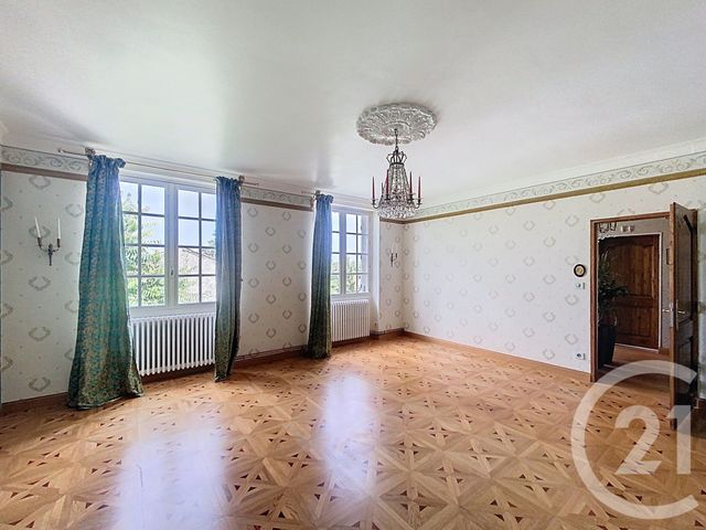 Maison à vendre - 6 pièces - 218 m2 - Charroux - 03 - AUVERGNE