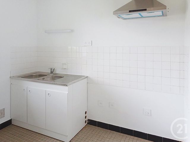 Maison &agrave; louer - 4 pi&egrave;ces - 112,19 m2 - Gannat - 03 - AUVERGNE