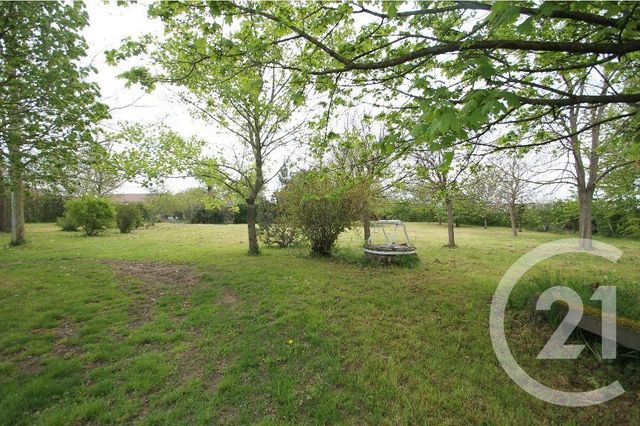 Maison &agrave; louer - 6 pi&egrave;ces - 150 m2 - Vicq - 03 - AUVERGNE