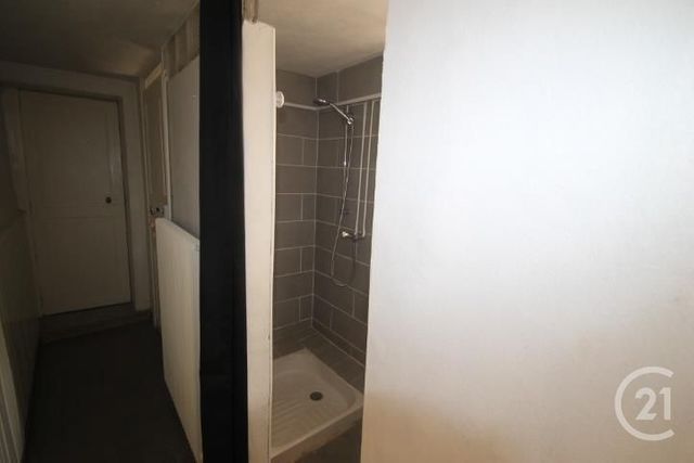 Maison &agrave; louer - 5 pi&egrave;ces - 89,73 m2 - Gannat - 03 - AUVERGNE