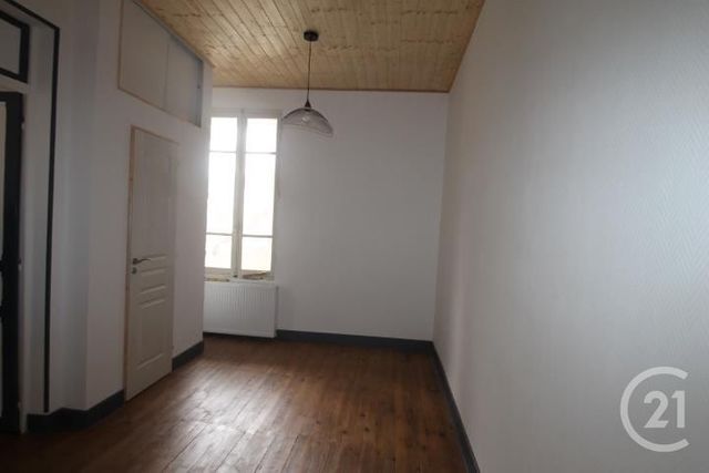 Appartement &agrave; louer - 2 pi&egrave;ces - 46,86 m2 - Vichy - 03 - AUVERGNE