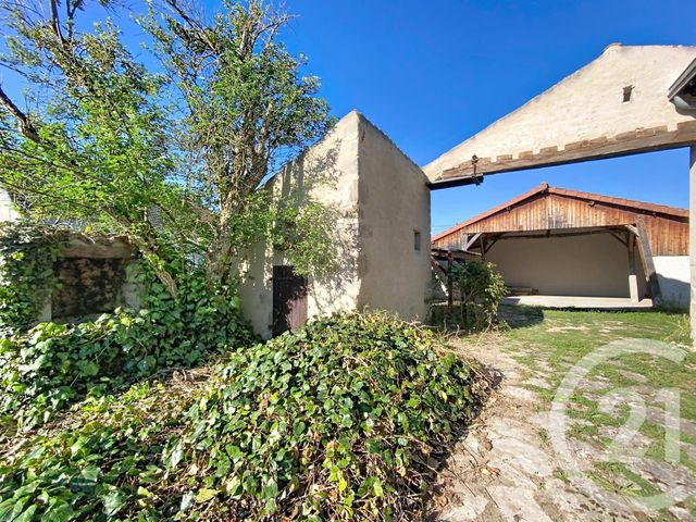 Maison &agrave; vendre - 7 pi&egrave;ces - 142 m2 - St Bonnet De Rochefort - 03 - AUVERGNE