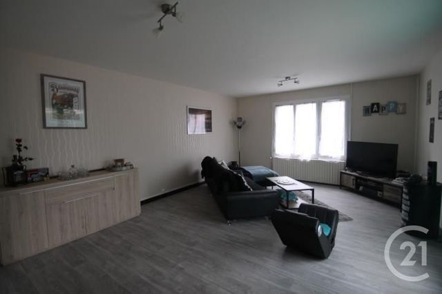 Maison &agrave; louer - 4 pi&egrave;ces - 89,61 m2 - St Genes Du Retz - 63 - AUVERGNE