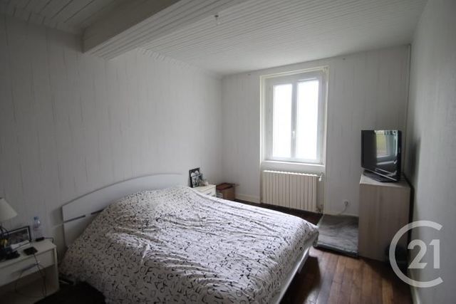 Maison &agrave; louer - 4 pi&egrave;ces - 89,61 m2 - St Genes Du Retz - 63 - AUVERGNE