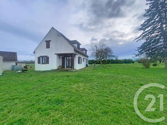 Maison &agrave; vendre - 7 pi&egrave;ces - 145 m2 - St Bonnet De Rochefort - 03 - AUVERGNE