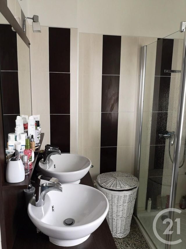 Maison &agrave; louer - 2 pi&egrave;ces - 50,04 m2 - Vichy - 03 - AUVERGNE