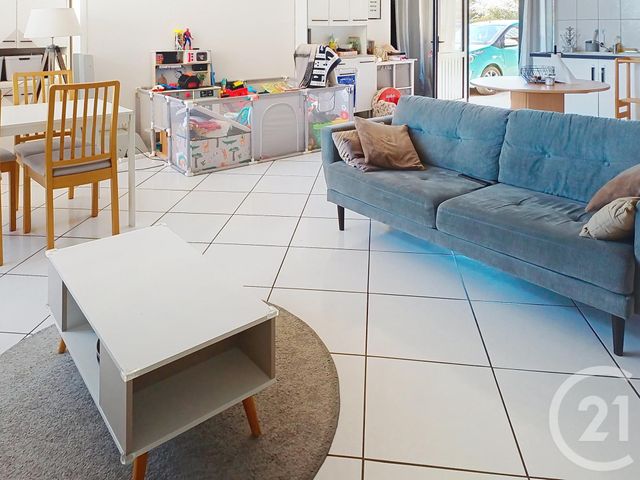 Maison &agrave; louer - 4 pi&egrave;ces - 81,73 m2 - Effiat - 63 - AUVERGNE