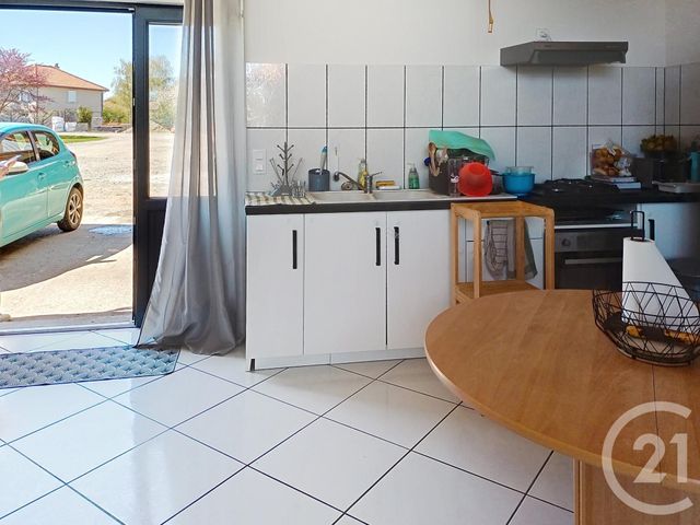 Maison &agrave; louer - 4 pi&egrave;ces - 81,73 m2 - Effiat - 63 - AUVERGNE