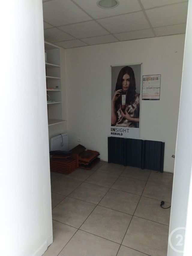 Appartement Local &agrave; louer - 2 pi&egrave;ces - 37 m2 - Gannat - 03 - AUVERGNE