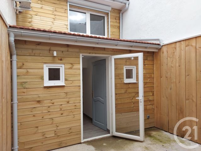 Maison &agrave; louer - 4 pi&egrave;ces - 65,55 m2 - Gannat - 03 - AUVERGNE