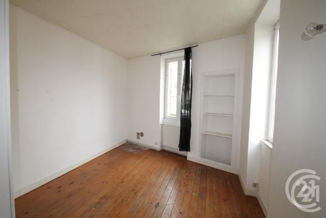 Maison &agrave; louer - 4 pi&egrave;ces - 85,66 m2 - Gannat - 03 - AUVERGNE