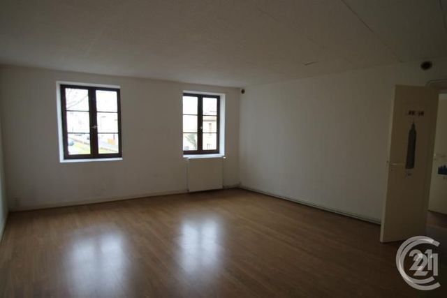 Maison &agrave; louer - 4 pi&egrave;ces - 85,66 m2 - Gannat - 03 - AUVERGNE
