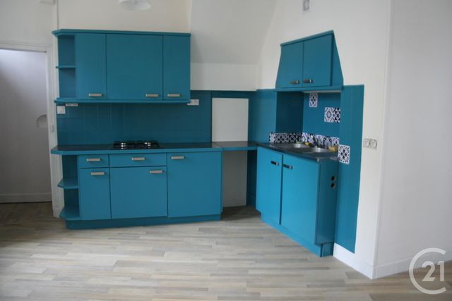 Maison &agrave; louer - 4 pi&egrave;ces - 85,66 m2 - Gannat - 03 - AUVERGNE