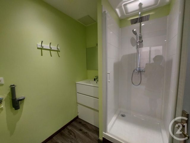 Appartement F1 &agrave; louer - 2 pi&egrave;ces - 29,60 m2 - Gannat - 03 - AUVERGNE