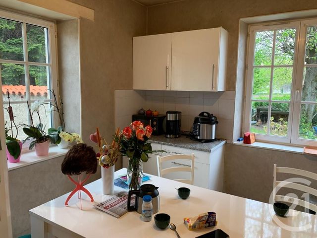 Maison &agrave; louer - 5 pi&egrave;ces - 119,59 m2 - Vensat - 63 - AUVERGNE