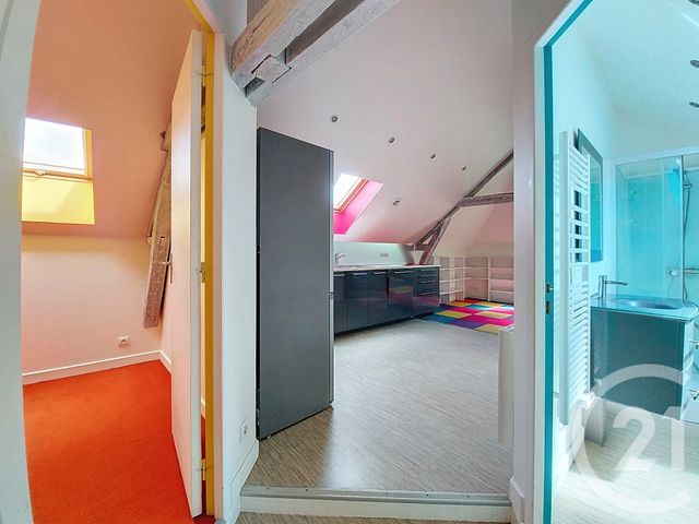 Appartement F2 &agrave; louer - 2 pi&egrave;ces - 32 m2 - Gannat - 03 - AUVERGNE