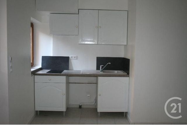 Appartement T1 &agrave; louer - 1 pi&egrave;ce - 30,41 m2 - Gannat - 03 - AUVERGNE