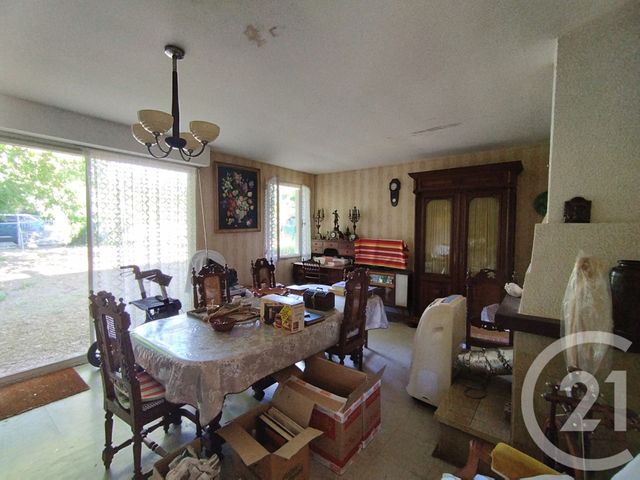 Maison &agrave; vendre - 3 pi&egrave;ces - 73 m2 - Escurolles - 03 - AUVERGNE