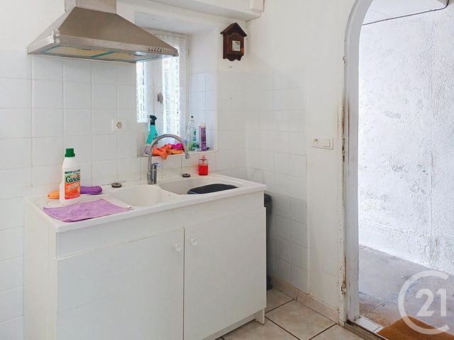 Appartement F1 &agrave; louer - 1 pi&egrave;ce - 23,66 m2 - Aigueperse - 63 - AUVERGNE