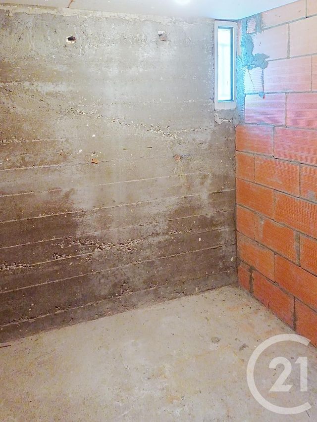 Appartement F3 &agrave; louer - 3 pi&egrave;ces - 71,50 m2 - Vichy - 03 - AUVERGNE