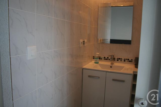 Maison &agrave; louer - 3 pi&egrave;ces - 59 m2 - Effiat - 63 - AUVERGNE