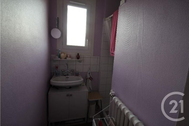 Maison &agrave; louer - 3 pi&egrave;ces - 48,31 m2 - Gannat - 03 - AUVERGNE