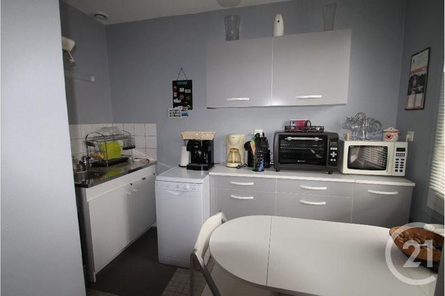 Maison &agrave; louer - 3 pi&egrave;ces - 48,31 m2 - Gannat - 03 - AUVERGNE