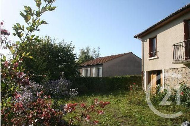 Maison &agrave; louer - 3 pi&egrave;ces - 48,31 m2 - Gannat - 03 - AUVERGNE