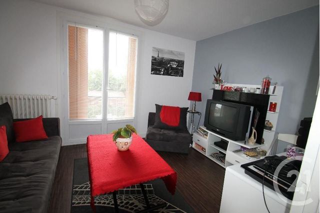 Maison &agrave; louer - 3 pi&egrave;ces - 48,31 m2 - Gannat - 03 - AUVERGNE