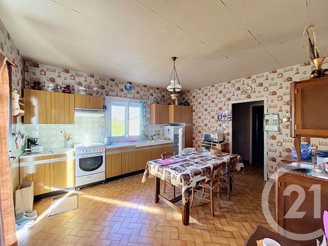 Maison &agrave; vendre - 4 pi&egrave;ces - 144 m2 - Charroux - 03 - AUVERGNE