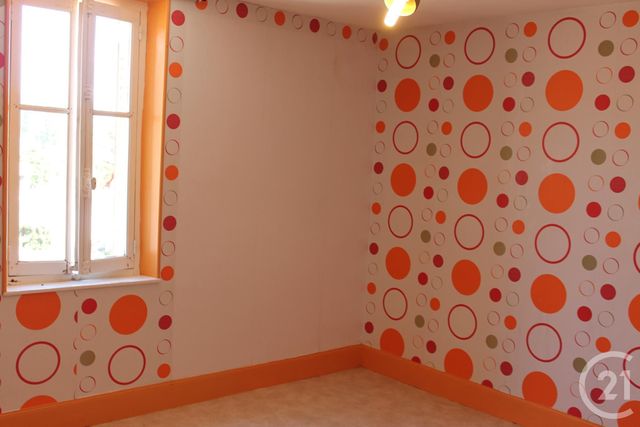 Maison &agrave; louer - 4 pi&egrave;ces - 77 m2 - Gannat - 03 - AUVERGNE