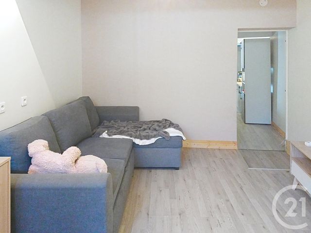 Maison &agrave; louer - 4 pi&egrave;ces - 70 m2 - Gannat - 03 - AUVERGNE