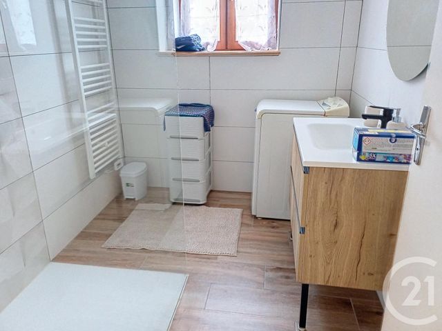Maison &agrave; louer - 4 pi&egrave;ces - 93,69 m2 - Ussel D Allier - 03 - AUVERGNE