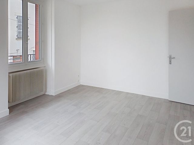 Maison &agrave; louer - 3 pi&egrave;ces - 67,35 m2 - Gannat - 03 - AUVERGNE