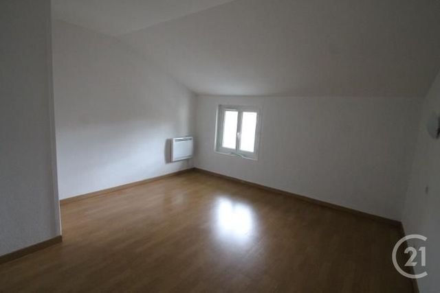 Maison &agrave; louer - 4 pi&egrave;ces - 100,36 m2 - Abrest - 03 - AUVERGNE
