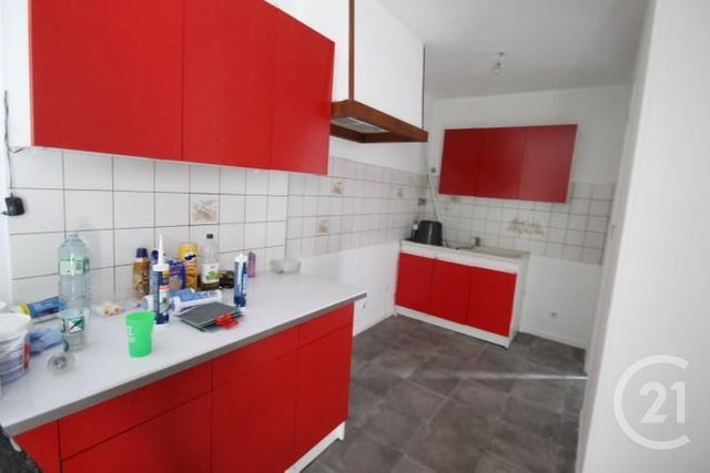 Maison &agrave; louer - 4 pi&egrave;ces - 100,36 m2 - Abrest - 03 - AUVERGNE