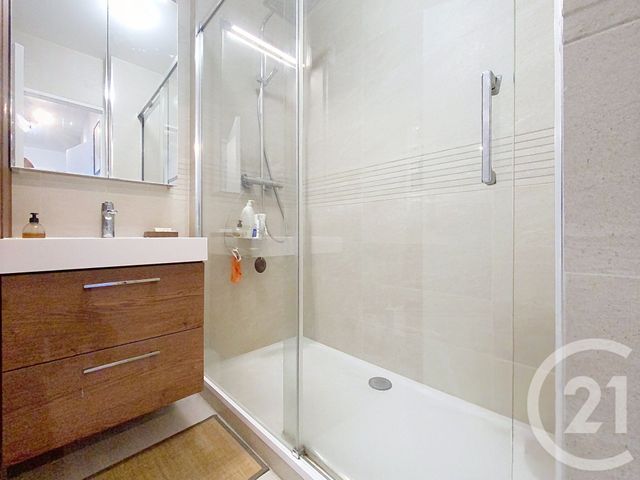 Appartement F3 &agrave; vendre - 3 pi&egrave;ces - 70,20 m2 - Le Kremlin Bicetre - 94 - ILE-DE-FRANCE