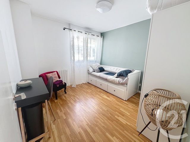 Appartement F3 à vendre - 3 pièces - 60,77 m2 - Villejuif - 94 - ILE-DE-FRANCE