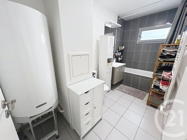 Appartement F3 à vendre - 3 pièces - 60,77 m2 - Villejuif - 94 - ILE-DE-FRANCE
