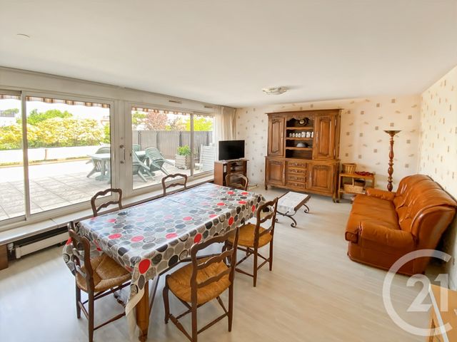 Appartement T4 &agrave; louer - 4 pi&egrave;ces - 84,14 m2 - Champs Sur Marne - 77 - ILE-DE-FRANCE