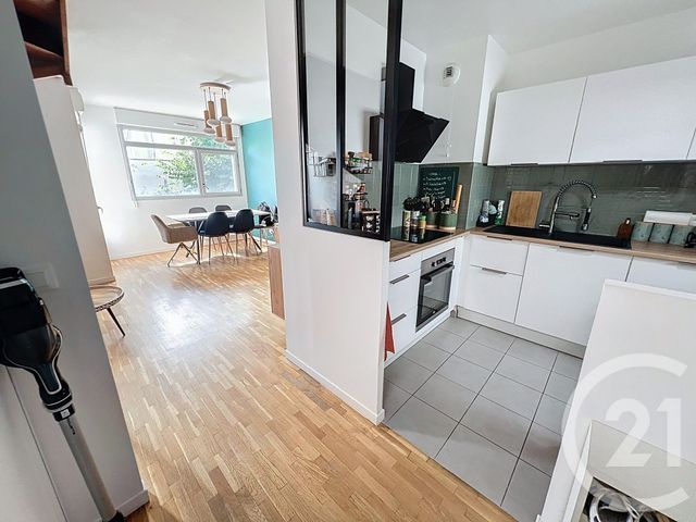 Appartement F3 à vendre - 3 pièces - 60,77 m2 - Le Kremlin Bicetre - 94 - ILE-DE-FRANCE