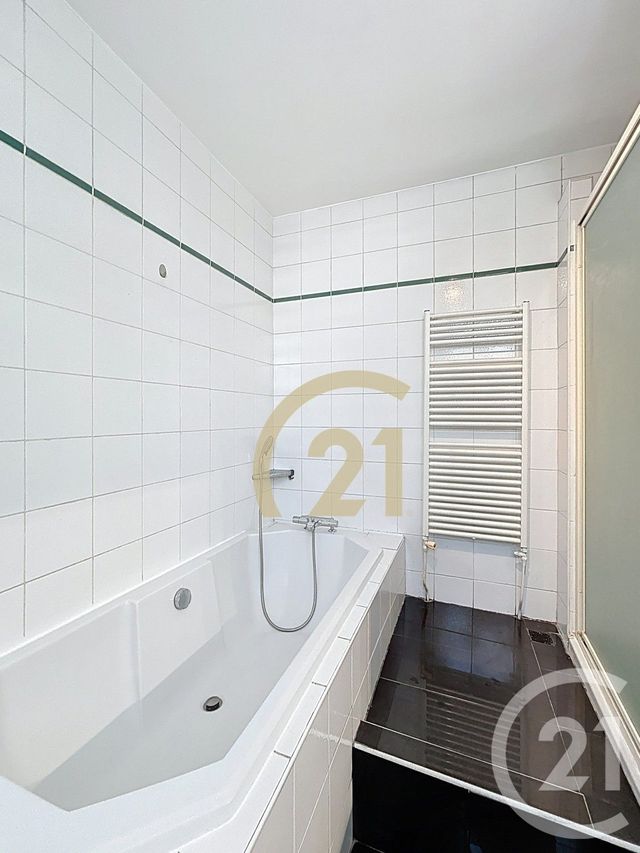 Maison &agrave; vendre - 7 pi&egrave;ces - 220 m2 - Le Kremlin Bicetre - 94 - ILE-DE-FRANCE