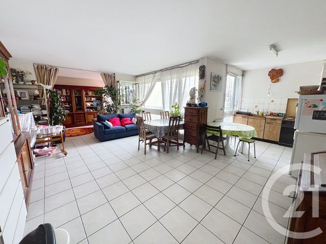 Prix immobilier LE KREMLIN BICETRE - Photo d’un appartement vendu