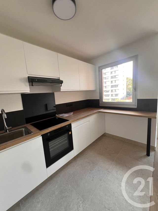 Appartement Studio &agrave; louer - 1 pi&egrave;ce - 34,75 m2 - Le Kremlin Bicetre - 94 - ILE-DE-FRANCE