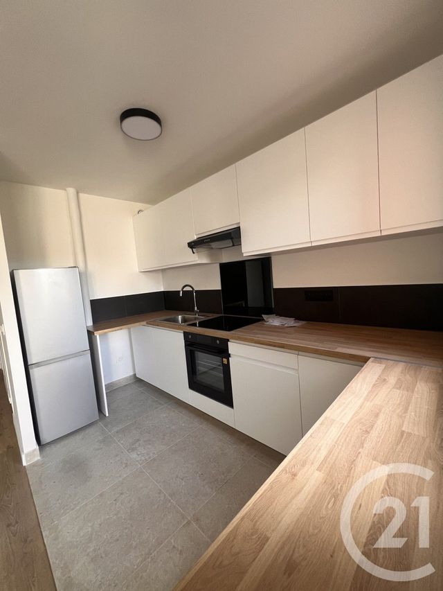 Appartement Studio &agrave; louer - 1 pi&egrave;ce - 34,75 m2 - Le Kremlin Bicetre - 94 - ILE-DE-FRANCE