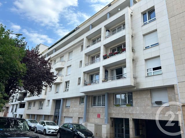 parking - LE KREMLIN BICETRE - 94