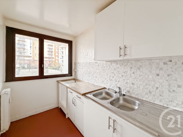 Appartement F2 à louer - 2 pièces - 46,36 m2 - Le Kremlin Bicetre - 94 - ILE-DE-FRANCE