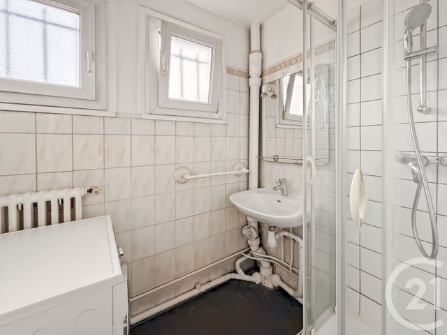 Appartement F3 &agrave; louer - 3 pi&egrave;ces - 56 m2 - Villejuif - 94 - ILE-DE-FRANCE