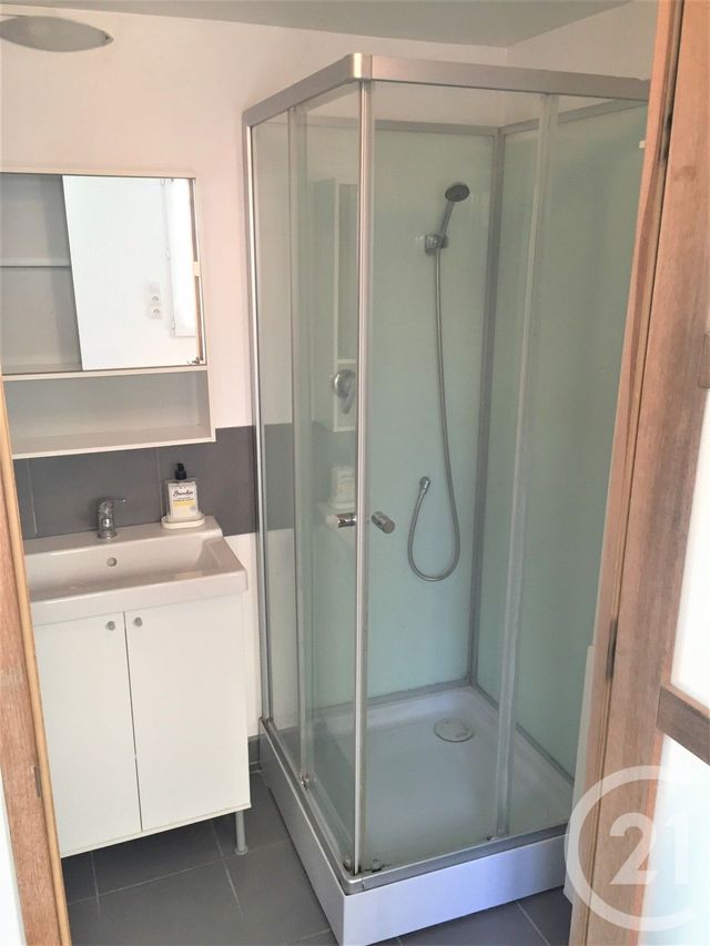 Maison à louer - 2 pièces - 22,17 m2 - Ivry Sur Seine - 94 - ILE-DE-FRANCE