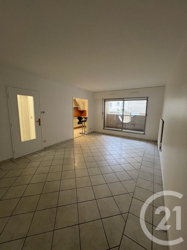 Appartement T2 &agrave; louer - 2 pi&egrave;ces - 54,80 m2 - Cachan - 94 - ILE-DE-FRANCE